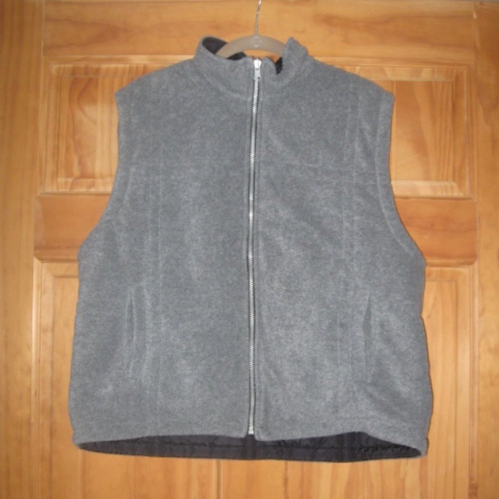 NY & Co Black/Gray Reversible Vest - Picture 3 of 4